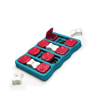 Головоломка Nina Ottosson by Outward Hound Brick Puzzle 3934 фото